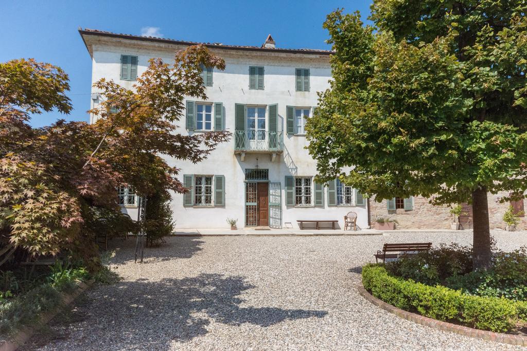 Casa Rovelli Bed & Breakfast Alfiano Natta ภายนอก รูปภาพ