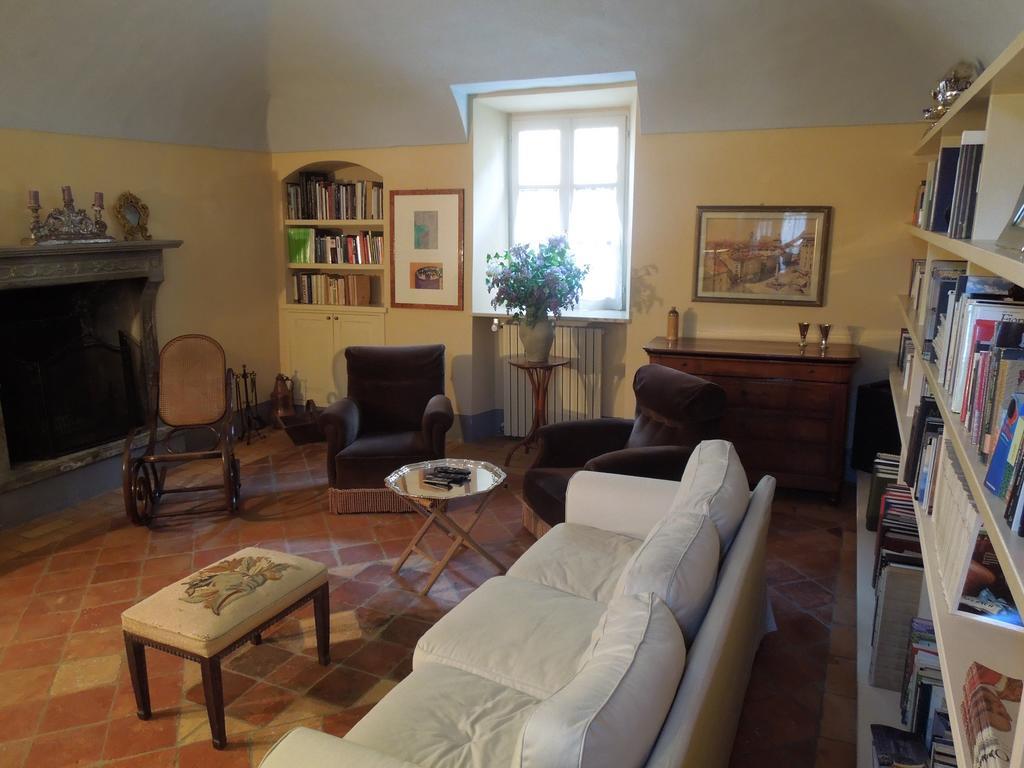 Casa Rovelli Bed & Breakfast Alfiano Natta ภายนอก รูปภาพ