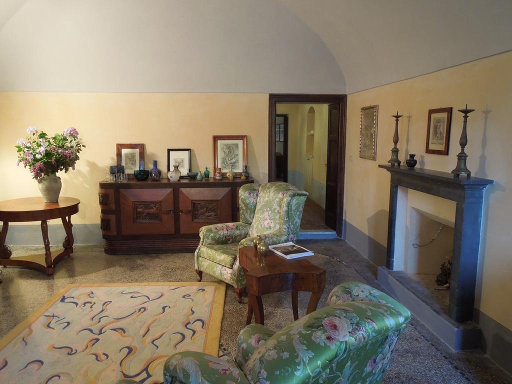 Casa Rovelli Bed & Breakfast Alfiano Natta ภายนอก รูปภาพ