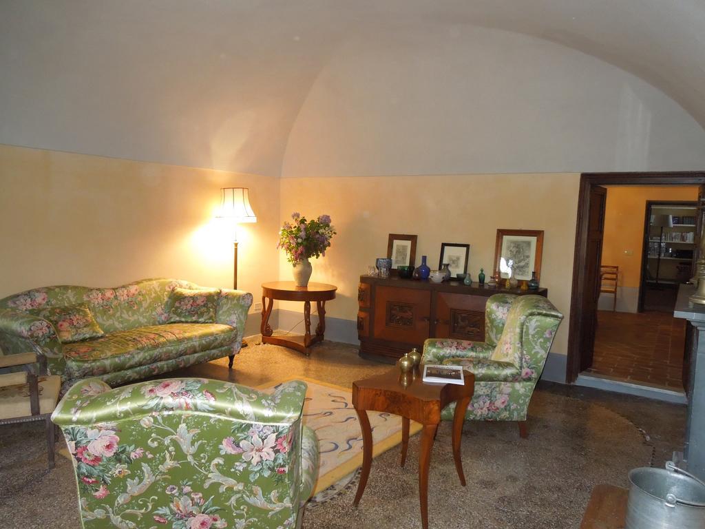 Casa Rovelli Bed & Breakfast Alfiano Natta ภายนอก รูปภาพ